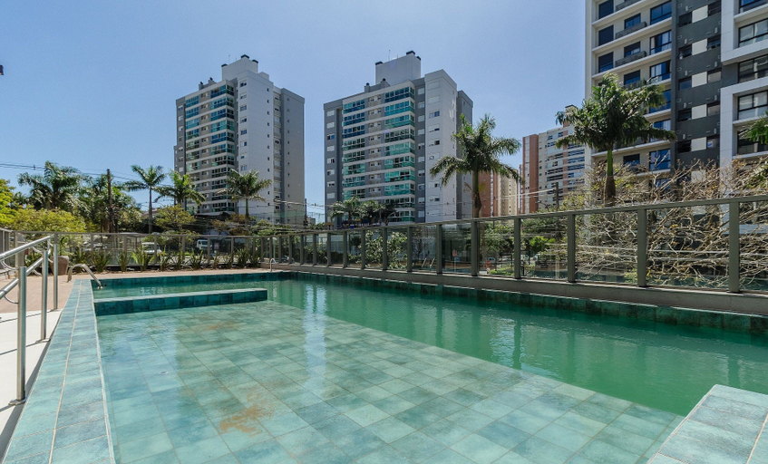 Pool 3, Complete and Modern Accommodations in a Building With gym - MCP, Porto Alegre