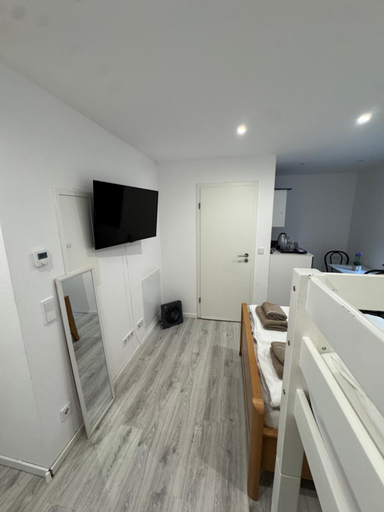 Others 5, Ferienwohnung Manolya, Günzburg