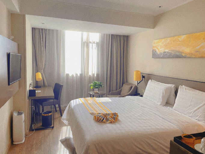 Bedroom 2, Home Inn Plus Kunming Cuihu Road, Kunming