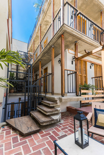 Exterior 4, Residencia Santa Clara, Centro Habana