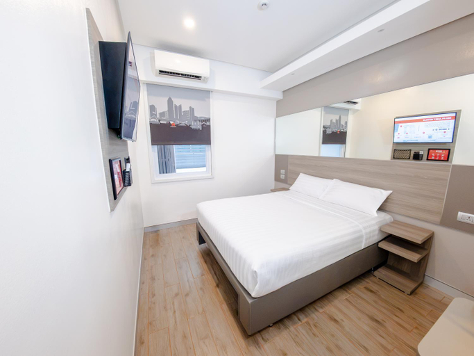 Bedroom 3, Red Planet Manila Bay, Manila City