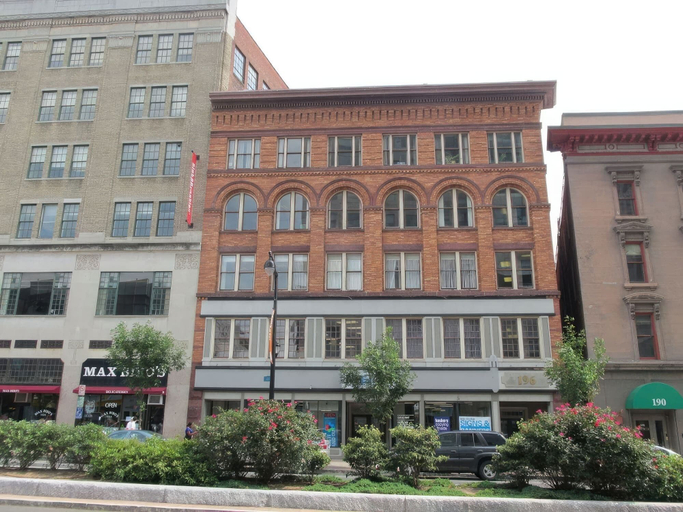Exterior, Trumbull Apartments, Hartford