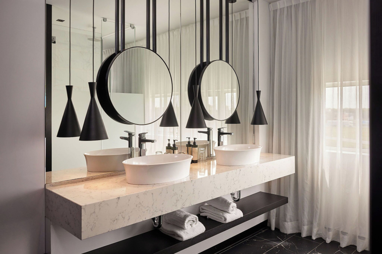 Bathroom 5, Van der Valk Hotel Zaltbommel - A2, Zaltbommel