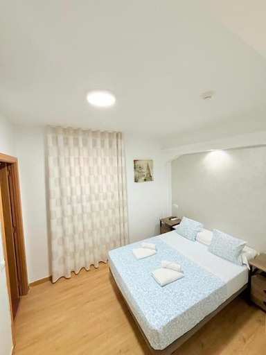 Bedroom 4, HOSTAL QUINTA SANTILLAN, Madrid