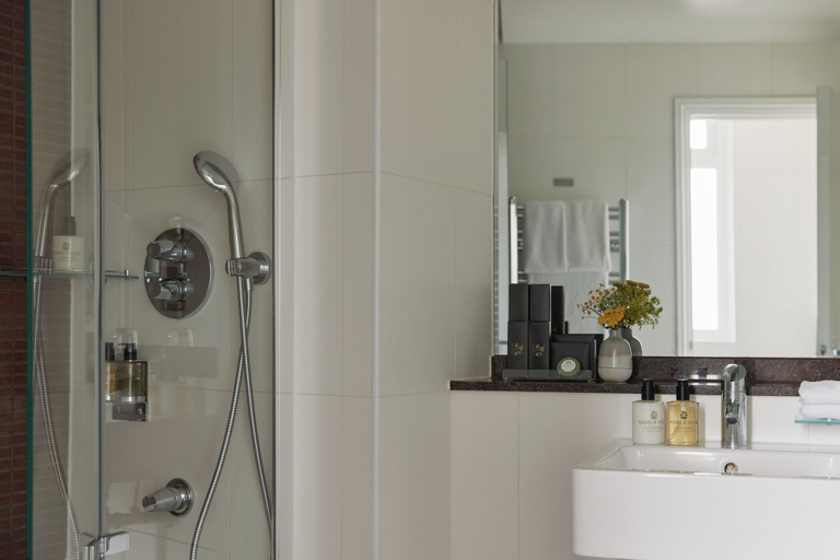 Bathroom 5, Grand Jersey Hotel & Spa