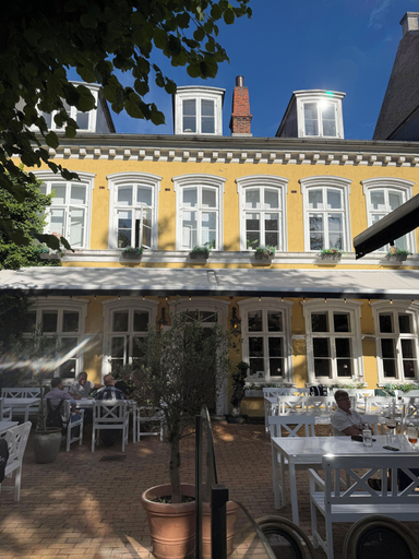 Outdoor dining 2, Hotel Allegade 10, Frederiksberg