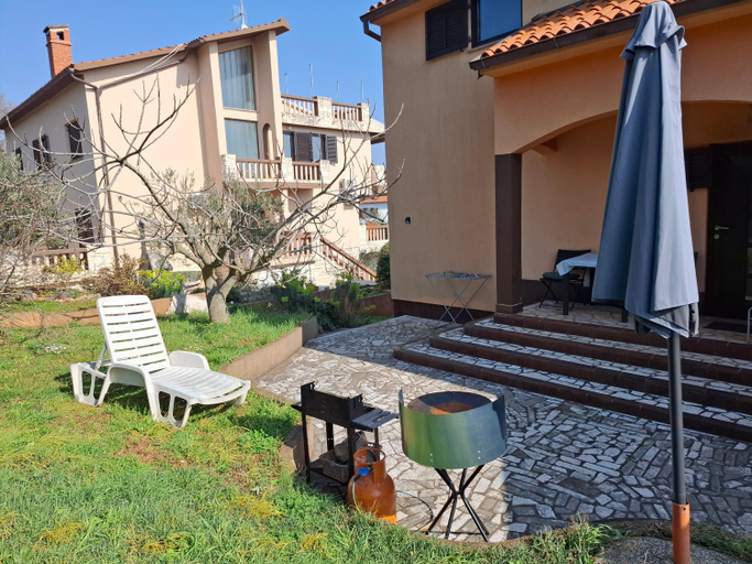 Others 4, Apartments Delas, Medulin