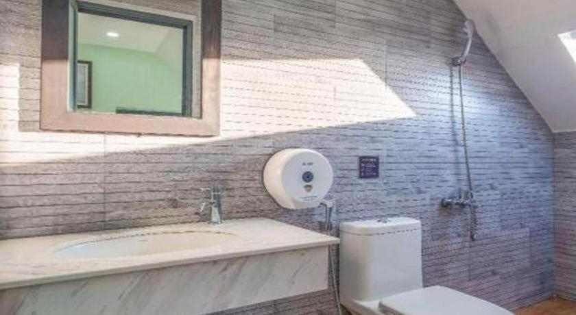 Bathroom 4, Richy Hotel Dalat, Đà Lạt