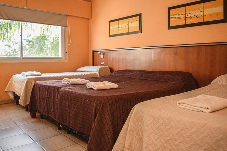 Bedroom, Hotel Saint Tropez, Santa María