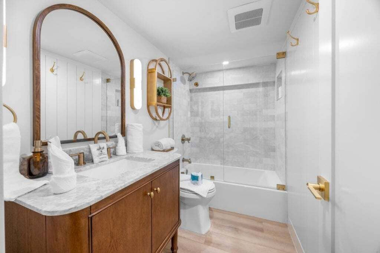 Bathroom 2, Kings Crown Unit 305 3 Bedroom Condo, Lee