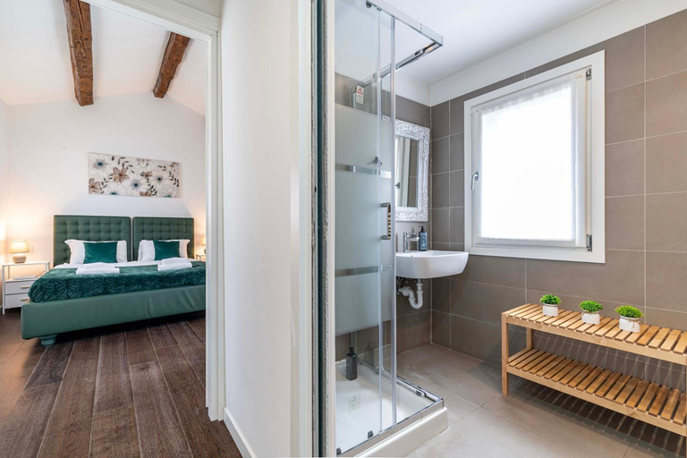 Bedroom 2, Majestic Rialto House by Wonderful Italy, Venezia