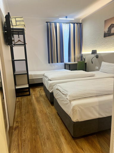 Bedroom 3, Plaza Inn Ludwigsfelde Berlin Süd, Teltow-Fläming