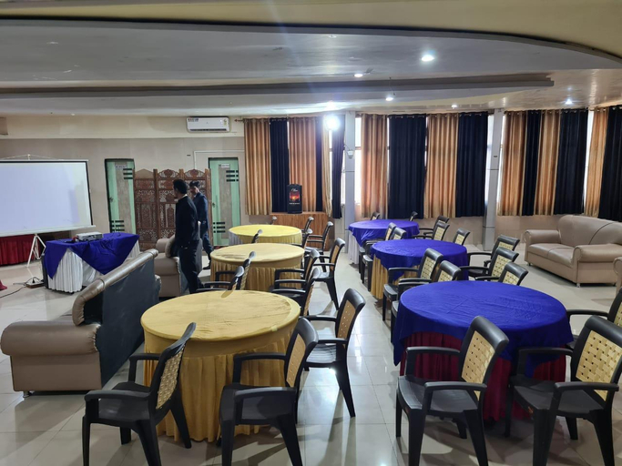 Food & Drinks 4, Hotel Alpine Pimpri , Pune