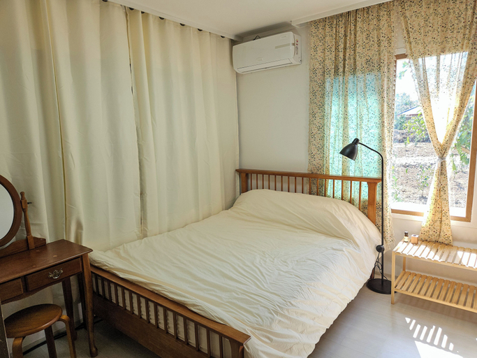 Room 4, Jejujiin guesthouse, Seogwipo