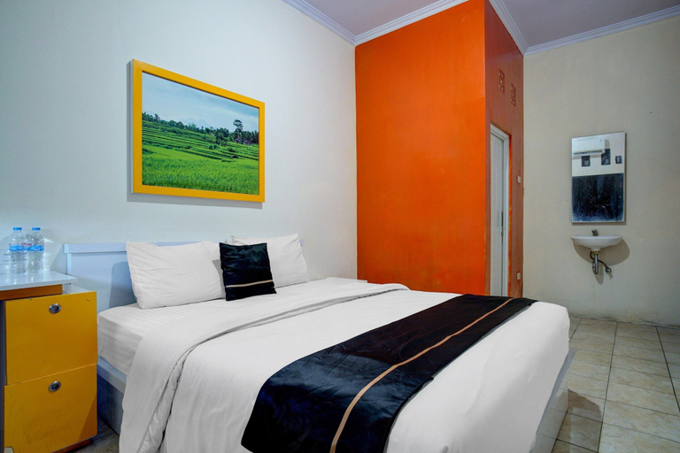 Room 2, Lima Residence Cozy Double, Bandar Lampung