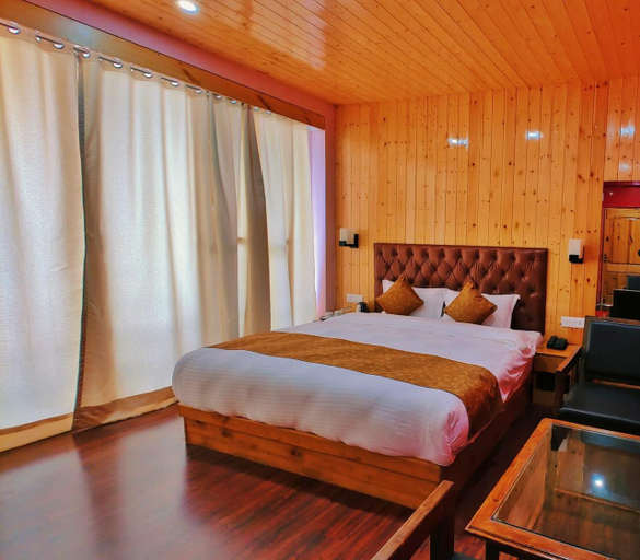 Bedroom 3, Vista Resort -Centrally heated & air cooled, Kullu