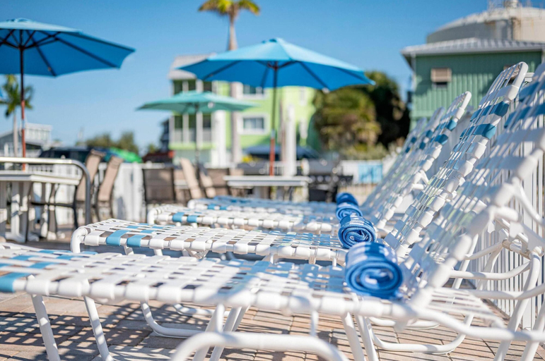 Sport & Beauty 3, Bel Air Beach Club Penthouse 503, Lee