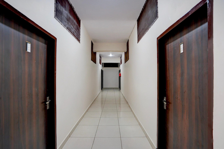 Interior 3, Classic Hotel Charanjit Arora, Ludhiana