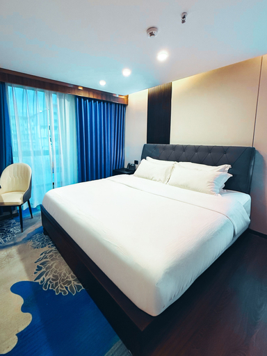 Room 2, Silvertone Hotel, Pattaya