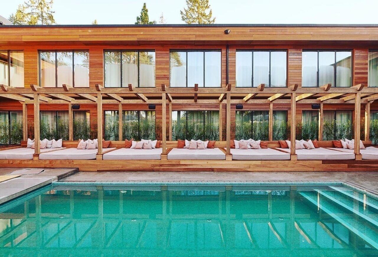 Sport & Beauty 2, Ellery Beach House, Lidingö