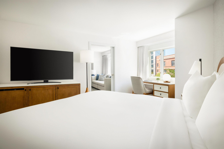 Bedroom 3, Hilton Boston Back Bay, Boston