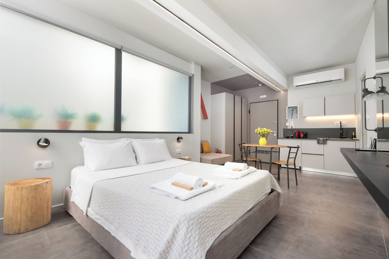 Bedroom 5, M17 Studios & Suites, Attica