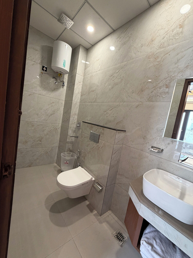 Bathroom 4, The Palace Inn Hotel Near Har Ki Pauri, Dehradun