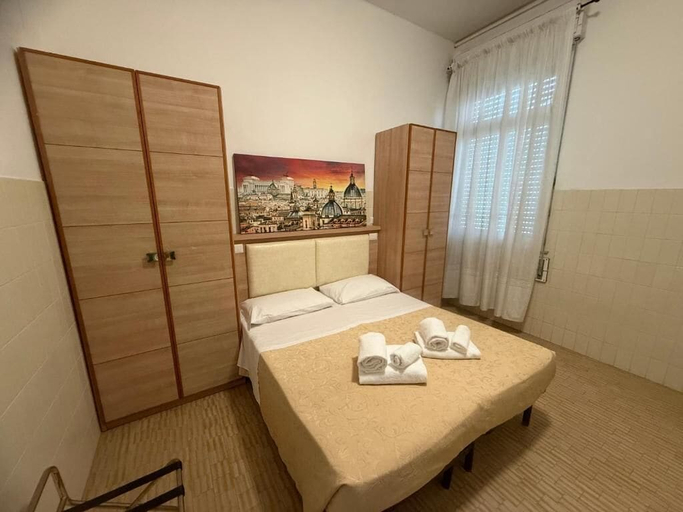 Room 3, Baia Serena, Rimini