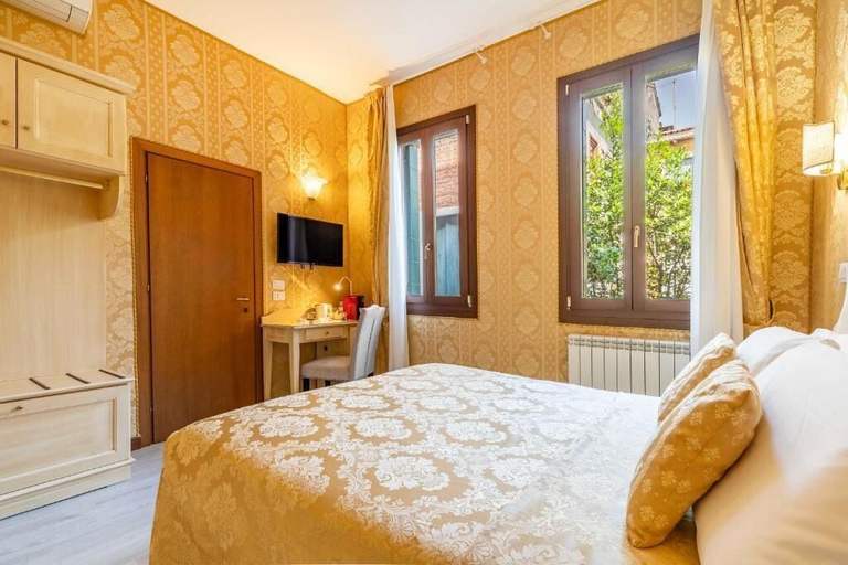 Bedroom 4, Ca' Beatrice, Venezia