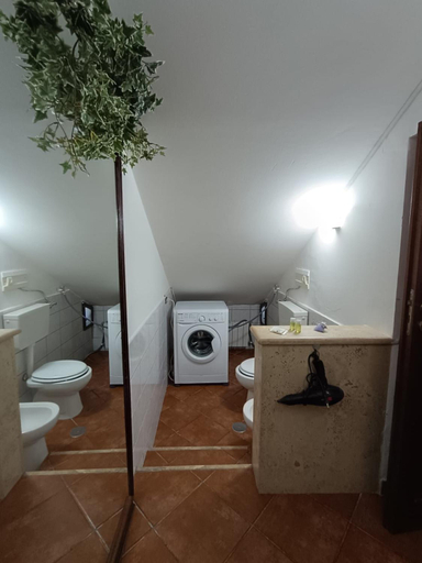 Bathroom 2, SoleLuna Aurora, Salerno
