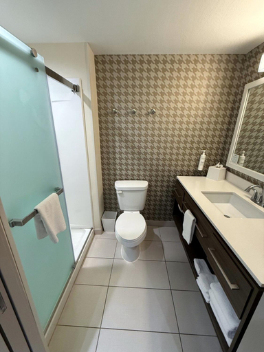 Bathroom, Home2 Suites by Hilton Bloomington Normal, McLean