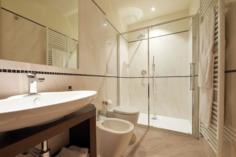 Bathroom 3, Forte16 View and Spa, Florence