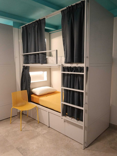 Room 5, Il Sassolino - Hostel, La Spezia