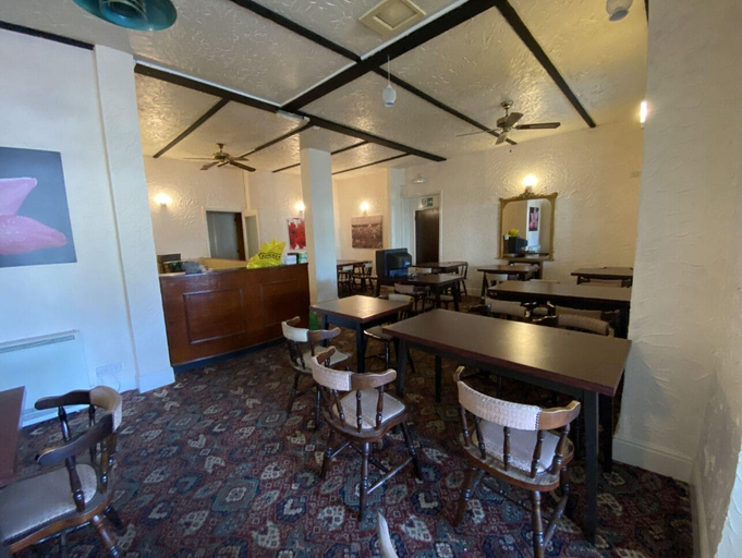 Food & Drinks, Friends Hotel, Isle of Wight