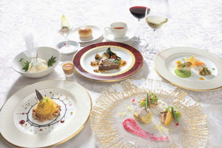 Food & Drinks 5, Hotel Sengokutei, Izumi