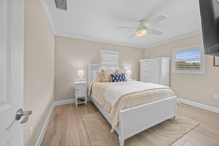 Room 4, Seashells Unit 30 - Driftwood Dreams 2 Bedroom Condo, Lee