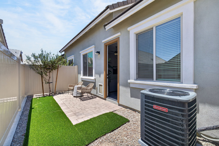 Exterior 3, Sundance Townhomes, Maricopa