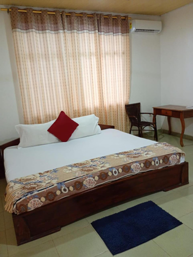 Bedroom 2, Abuesi Beach Resort, Shama Ahanta East