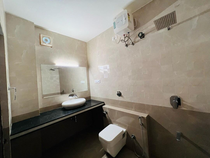Bathroom 3, The Fortress Hotel, Jaisalmer