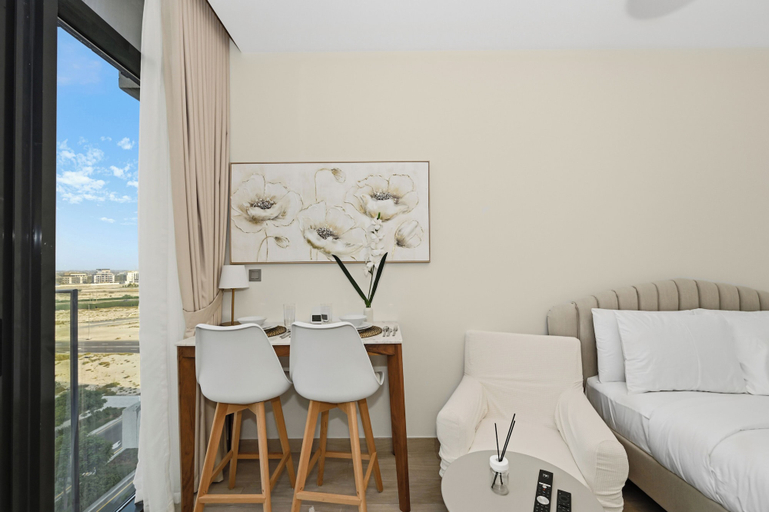 Room 4, Bloomfields Studio in Azizi Riviera 9, Dubai