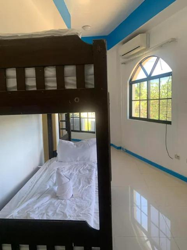 Bedroom 2, Nassim hotel and beach resort, Santa Ana
