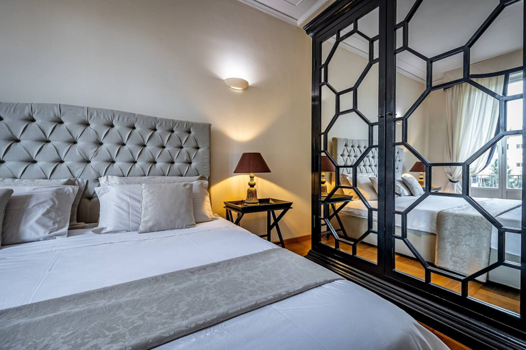 Room 4, Pellico, Florence