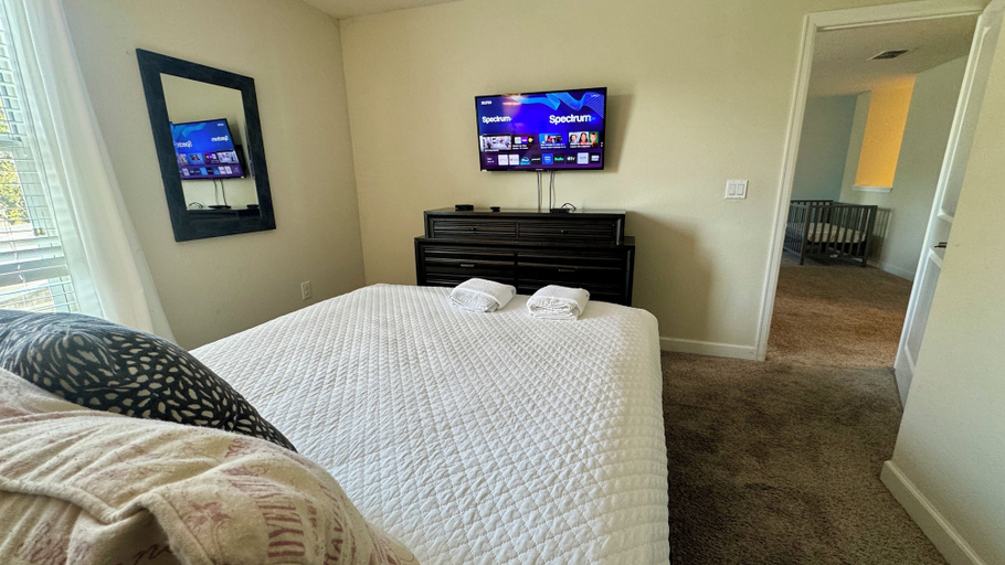 Room 5, The Grand Retreat at CG with pool, Osceola