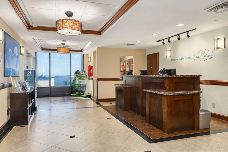 Public Area 2, Pier House 60 Clearwater Beach Marina Hotel, Pinellas