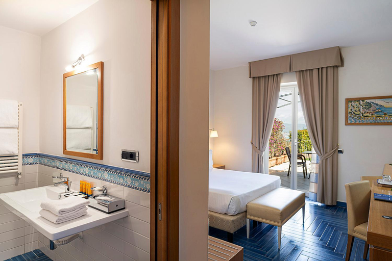 Bathroom 5, Hotel Raito Wellness & SPA, Salerno