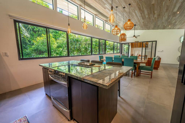 Room 5, Prime Location Casa Patitos in Guiones Town, Nicoya