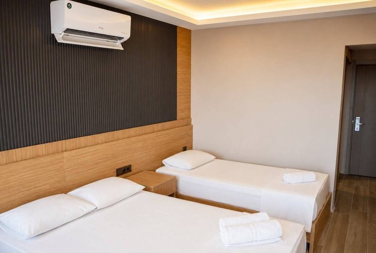 Room 3, LEONMARE HOTEL, Anamur