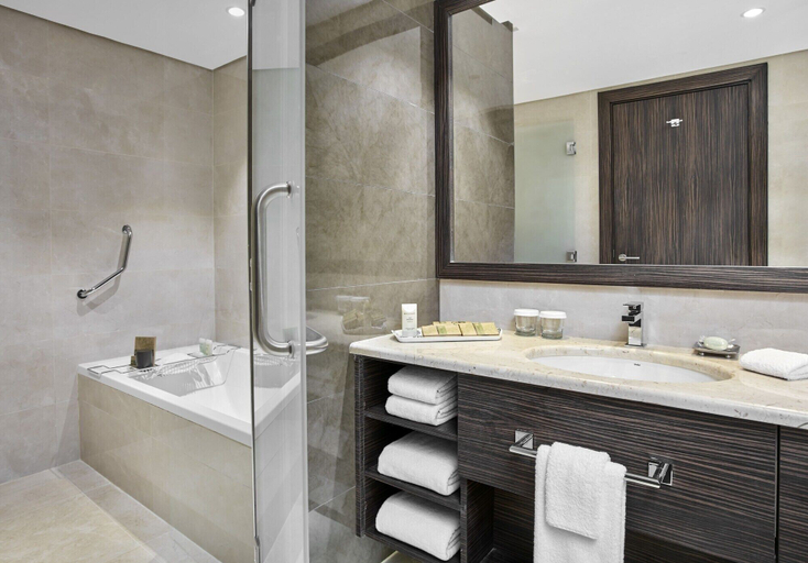 Bathroom 5, InterContinental Kuwait Al Thuraya City by IHG, Farwaniya