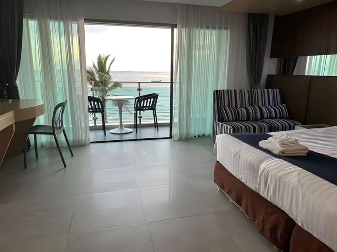 Bedroom 3, Golden Dragon Beach Resort Pattaya (Bang Lamung), Bang Lamung