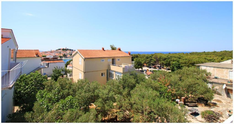 Surrounding environment, Studio apartment for 2 persons, Primošten